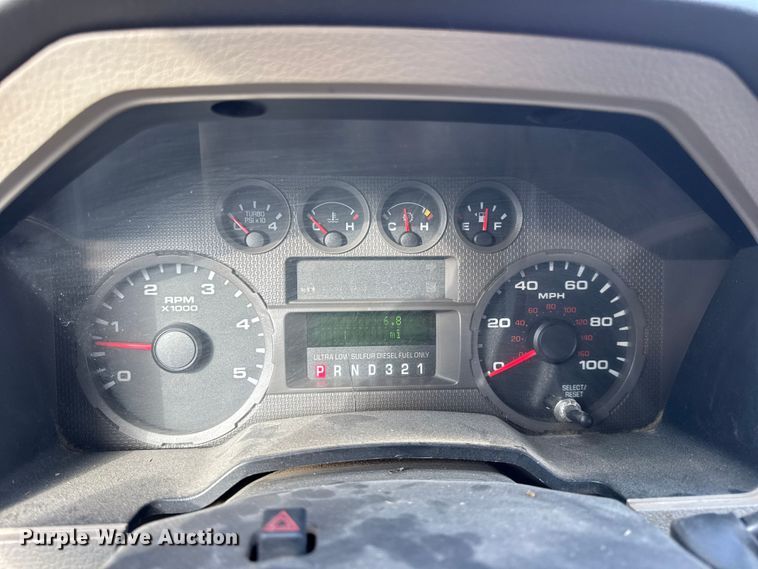 image for item EN0637 2008 Ford F450 Super Duty Crew Cab flatbed truck