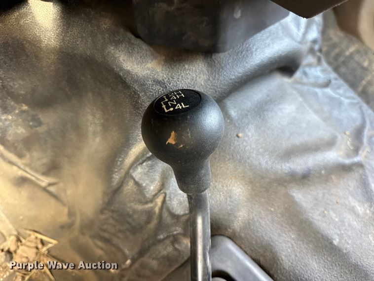 image for item EN0637 2008 Ford F450 Super Duty Crew Cab flatbed truck