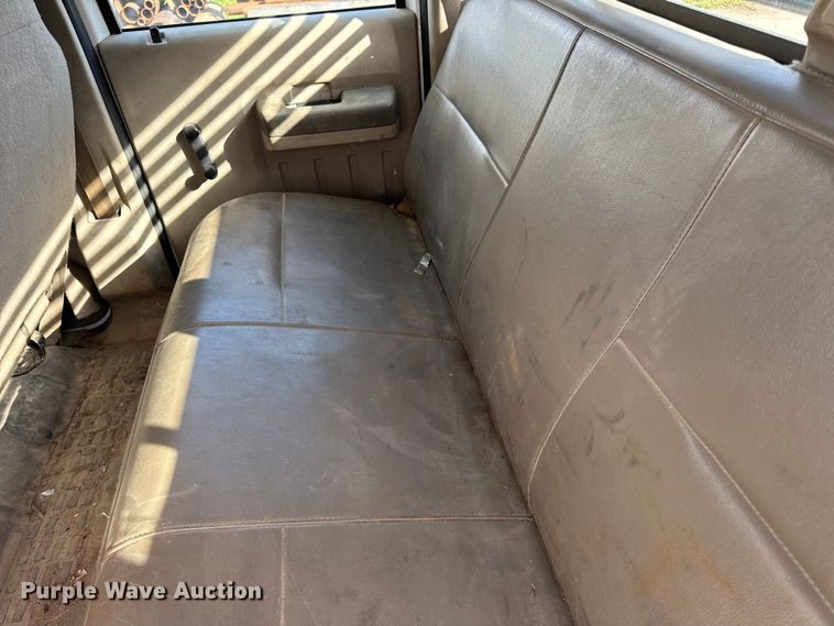 image for item EN0637 2008 Ford F450 Super Duty Crew Cab flatbed truck