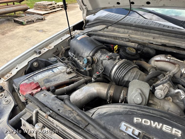 image for item EN0637 2008 Ford F450 Super Duty Crew Cab flatbed truck