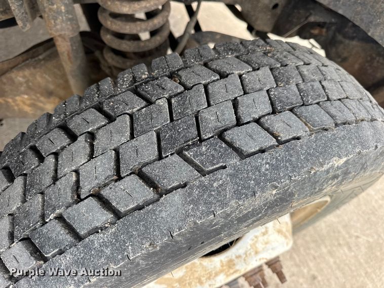 image for item EN0637 2008 Ford F450 Super Duty Crew Cab flatbed truck