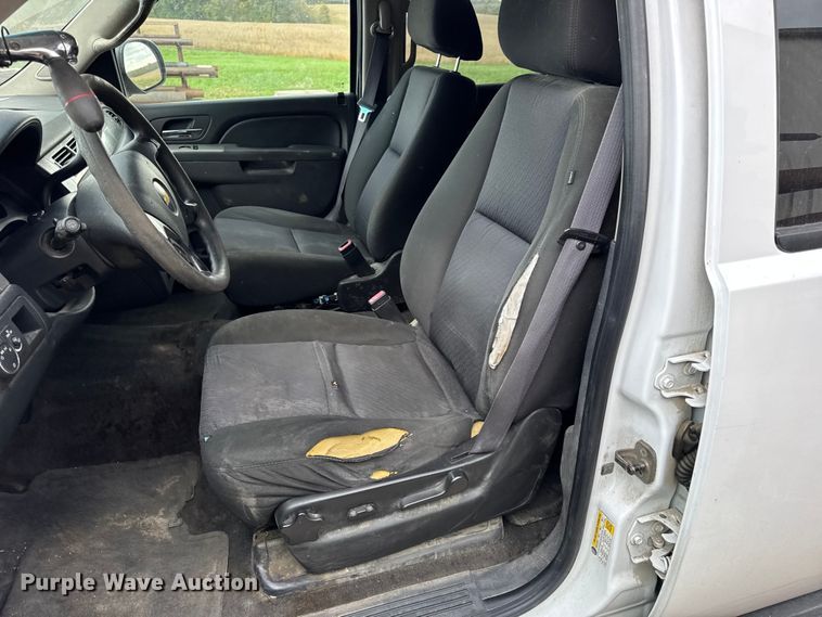 image for item EN0638 2011 Chevrolet Tahoe Police SUV