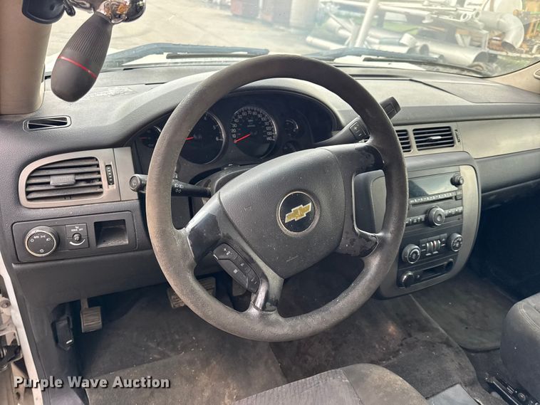 image for item EN0638 2011 Chevrolet Tahoe Police SUV