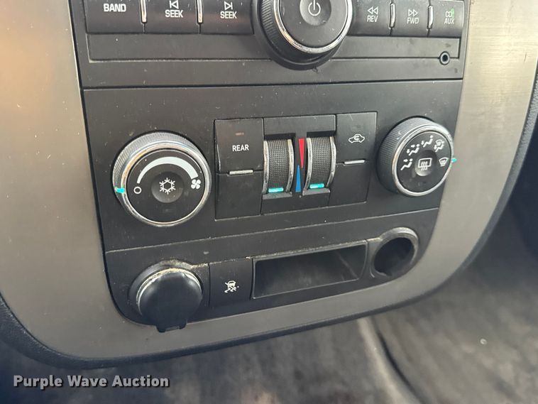 image for item EN0638 2011 Chevrolet Tahoe Police SUV