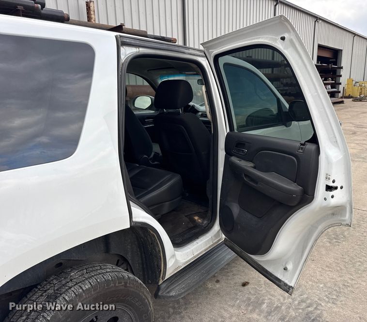 image for item EN0638 2011 Chevrolet Tahoe Police SUV