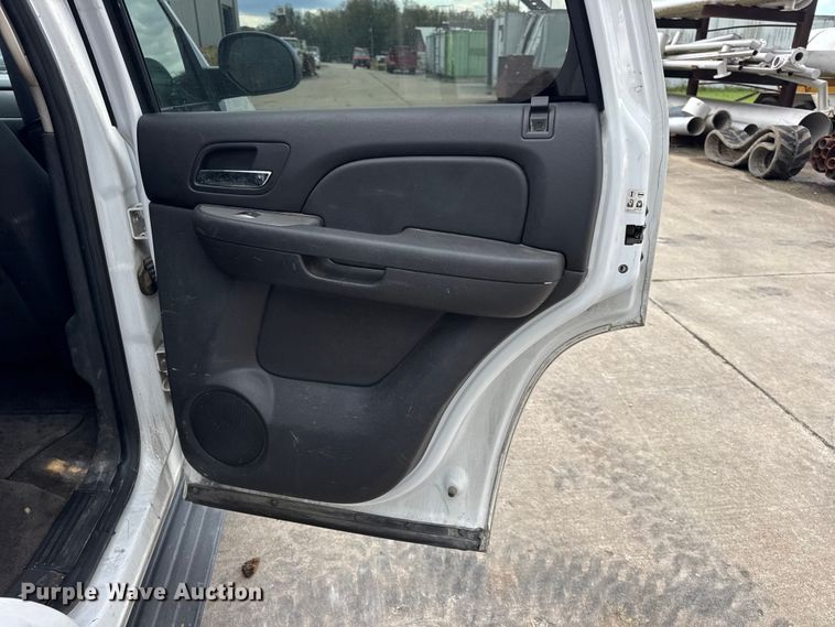 image for item EN0638 2011 Chevrolet Tahoe Police SUV