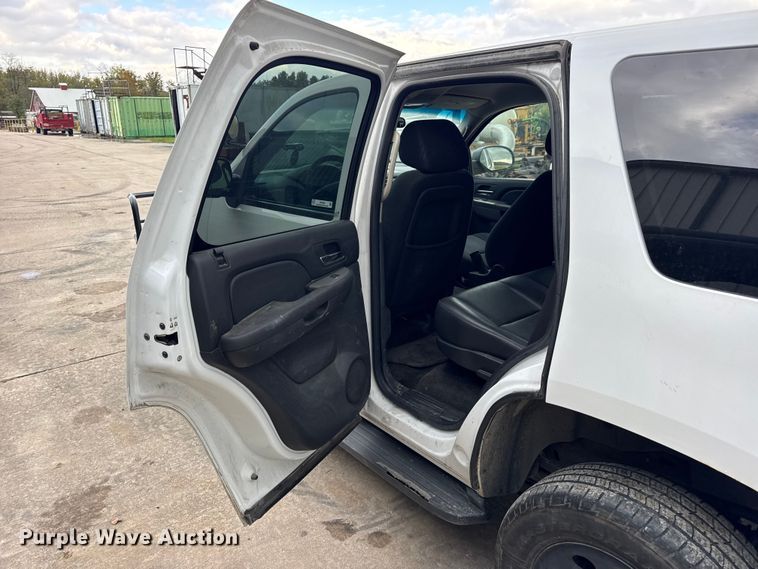 image for item EN0638 2011 Chevrolet Tahoe Police SUV