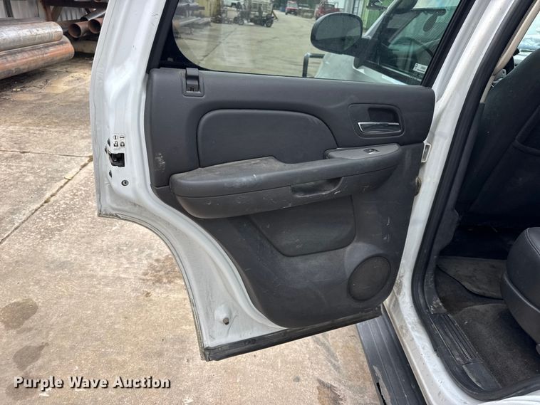 image for item EN0638 2011 Chevrolet Tahoe Police SUV