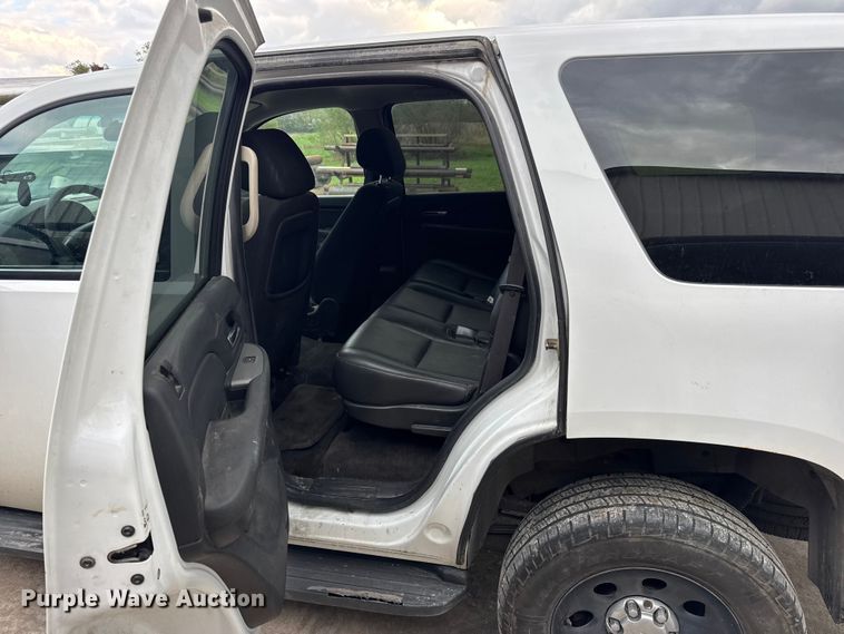 image for item EN0638 2011 Chevrolet Tahoe Police SUV