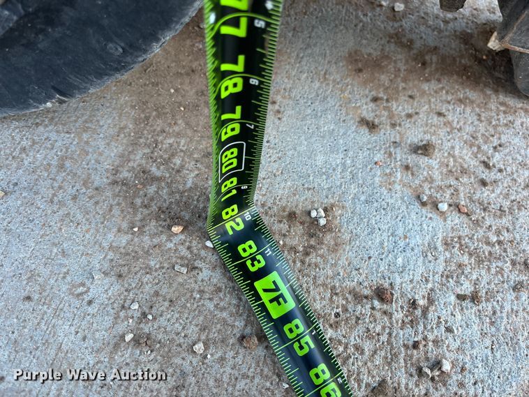 image for item EN5715 2001 Mitsubishi FGC25K forklift