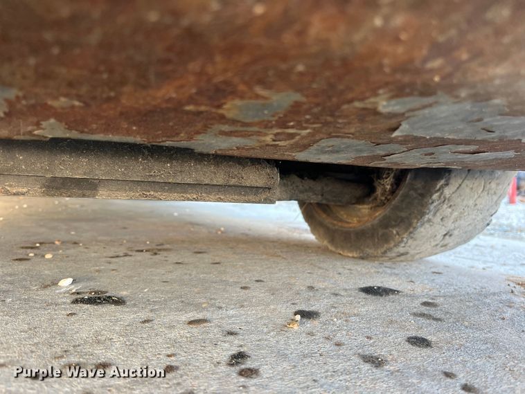 image for item EN5715 2001 Mitsubishi FGC25K forklift