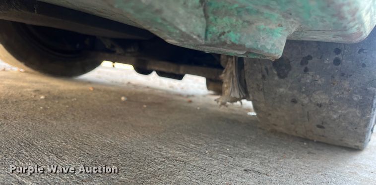 image for item EN5715 2001 Mitsubishi FGC25K forklift