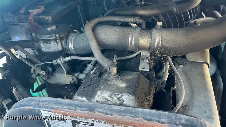 image for item EN5715 2001 Mitsubishi FGC25K forklift