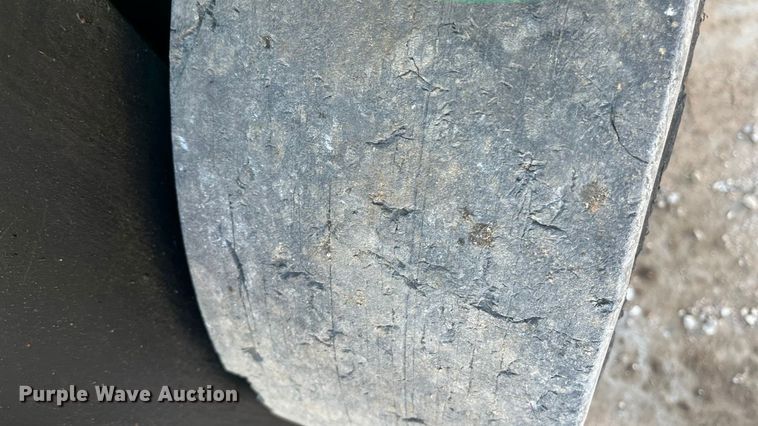 image for item EN5715 2001 Mitsubishi FGC25K forklift