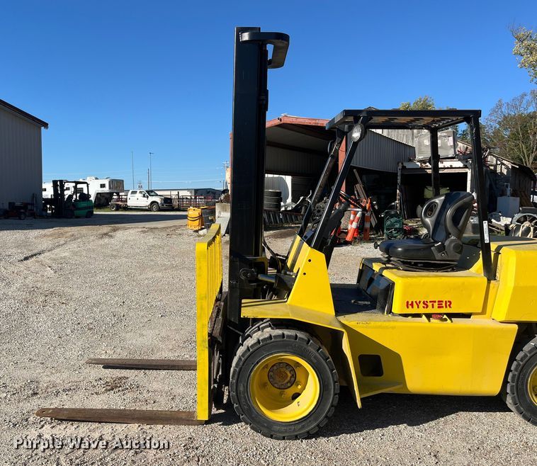 image for item EN5716 Hyster H90XLS forklift