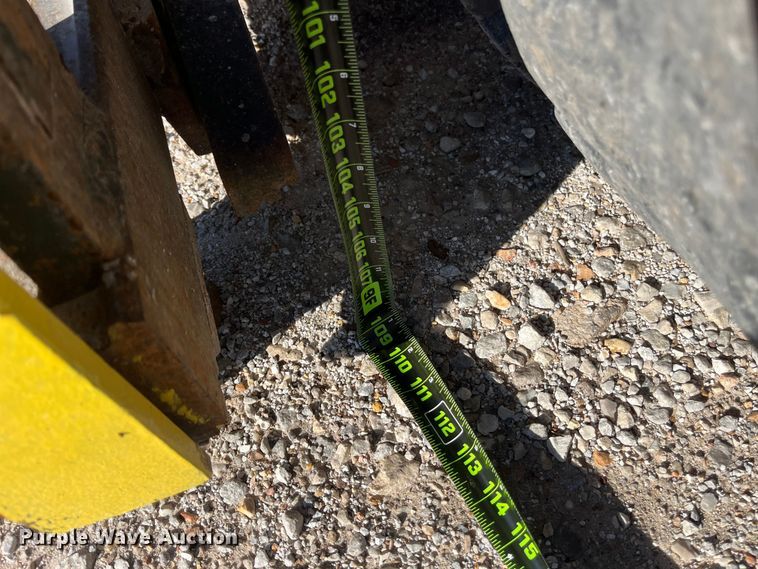 image for item EN5716 Hyster H90XLS forklift