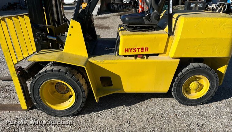 image for item EN5716 Hyster H90XLS forklift