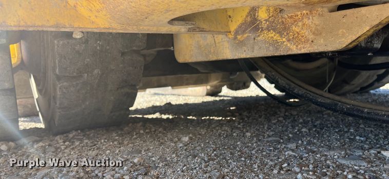 image for item EN5716 Hyster H90XLS forklift