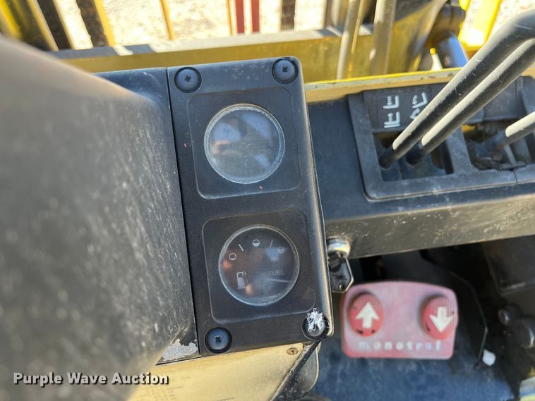 image for item EN5716 Hyster H90XLS forklift