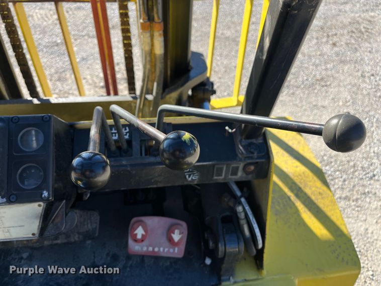 image for item EN5716 Hyster H90XLS forklift