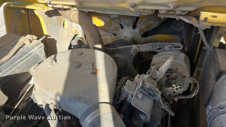 image for item EN5716 Hyster H90XLS forklift