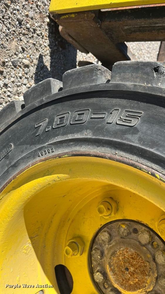 image for item EN5716 Hyster H90XLS forklift