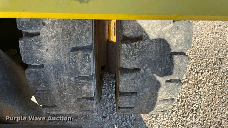 image for item EN5716 Hyster H90XLS forklift