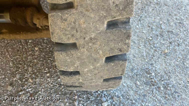 image for item EN5716 Hyster H90XLS forklift