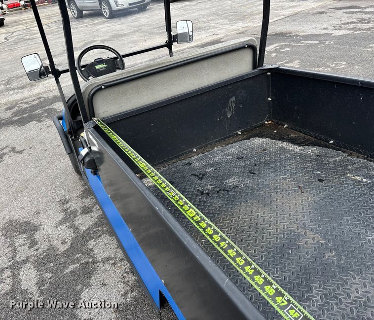 image for item EN5730 Columbia golf cart