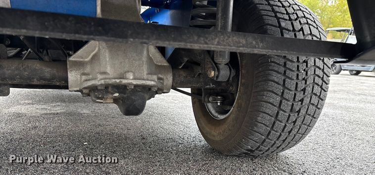 image for item EN5730 Columbia golf cart