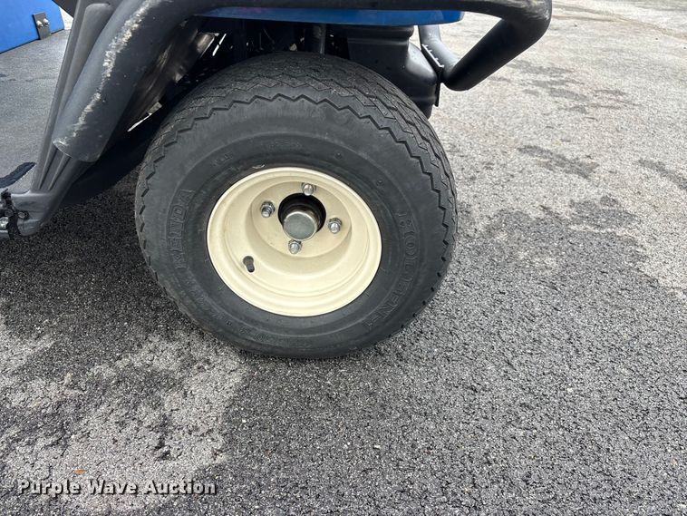 image for item EN5730 Columbia golf cart