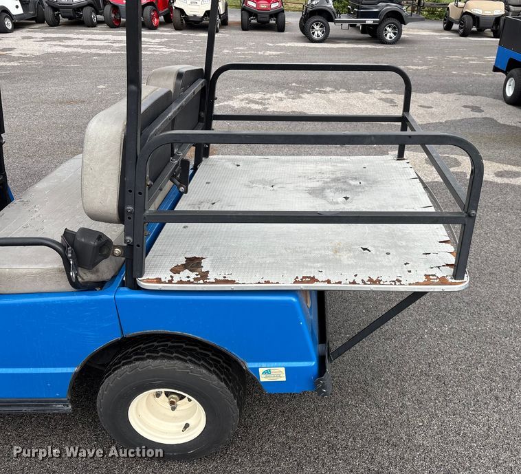 image for item EN5731 Columbia golf cart