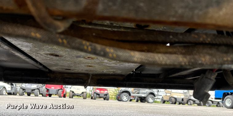 image for item EN5731 Columbia golf cart