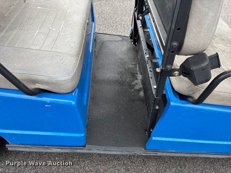 image for item EN5731 Columbia golf cart