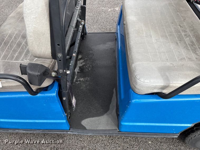 image for item EN5731 Columbia golf cart