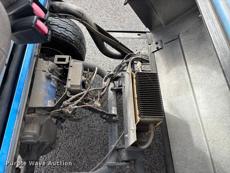 image for item EN5731 Columbia golf cart