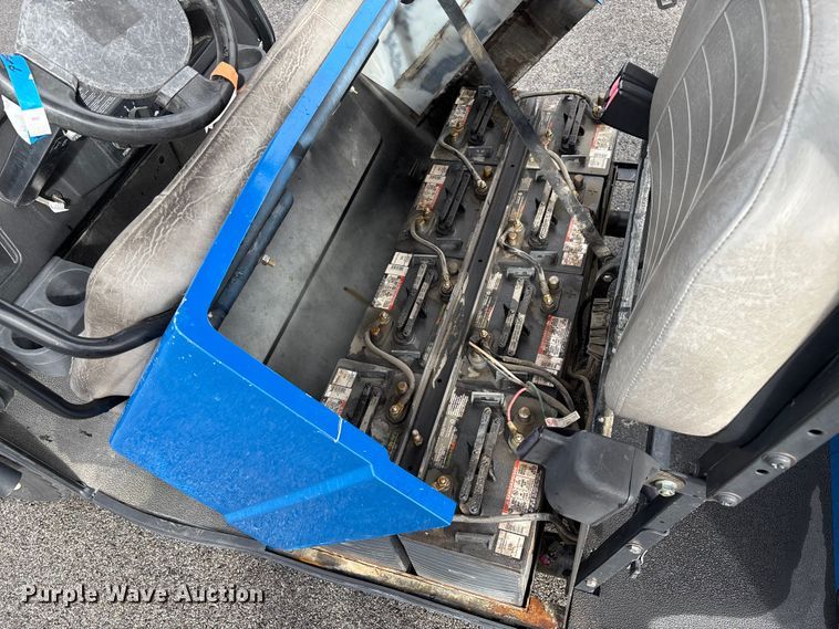 image for item EN5731 Columbia golf cart