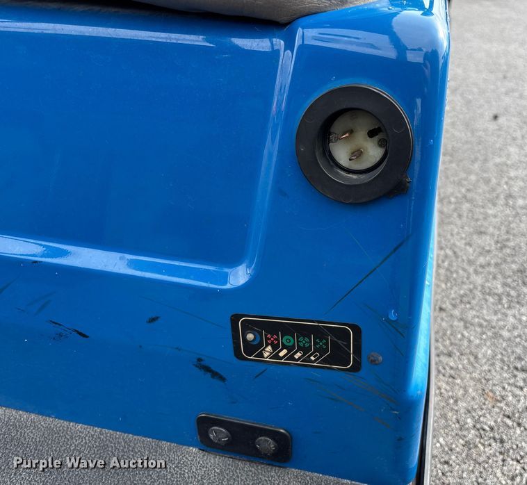 image for item EN5731 Columbia golf cart