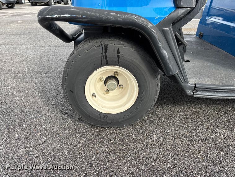 image for item EN5731 Columbia golf cart