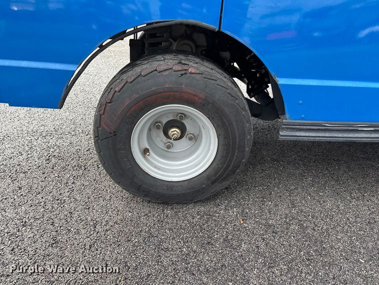 image for item EN5731 Columbia golf cart