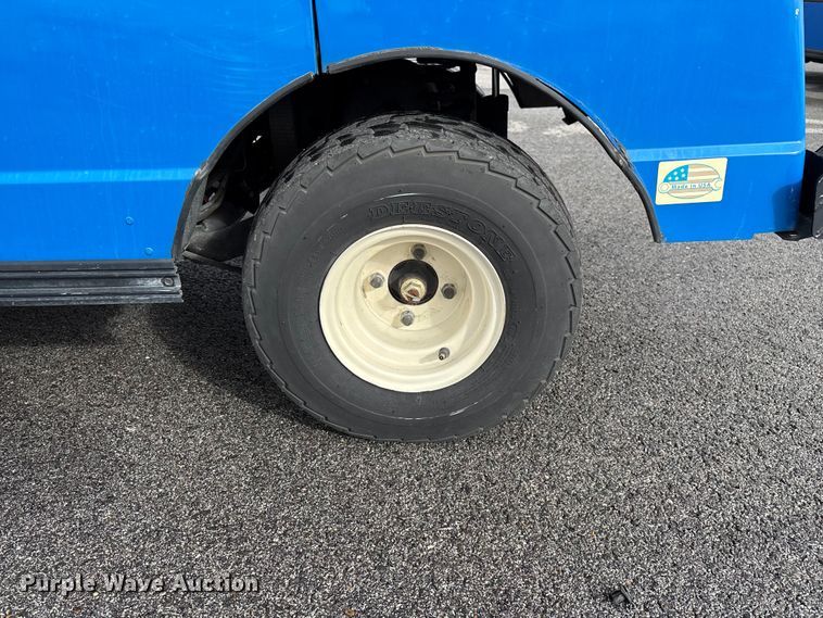 image for item EN5731 Columbia golf cart