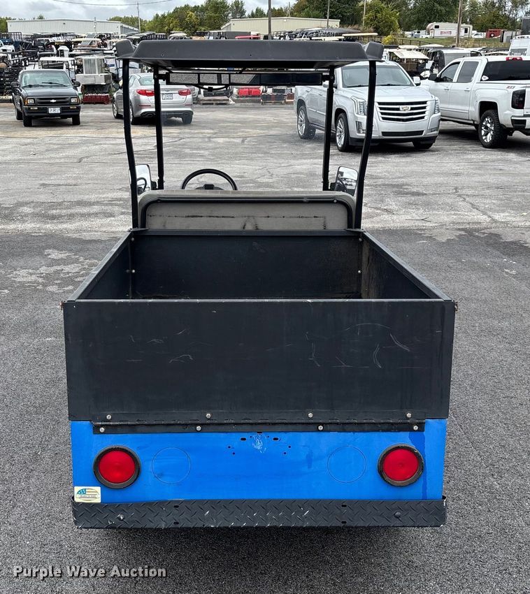 image for item EN5732 Columbia golf cart