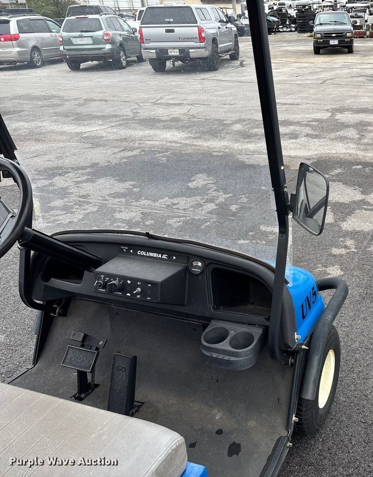 image for item EN5732 Columbia golf cart