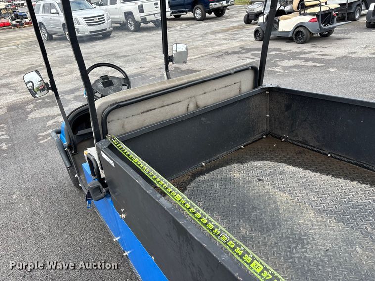 image for item EN5732 Columbia golf cart