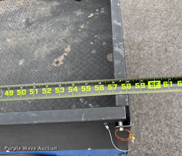 image for item EN5732 Columbia golf cart