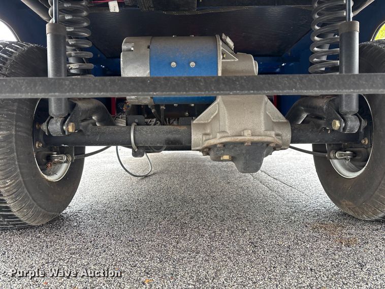 image for item EN5732 Columbia golf cart