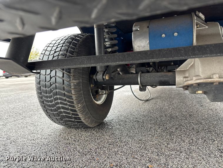 image for item EN5732 Columbia golf cart