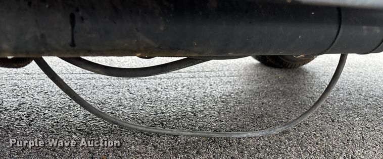 image for item EN5732 Columbia golf cart