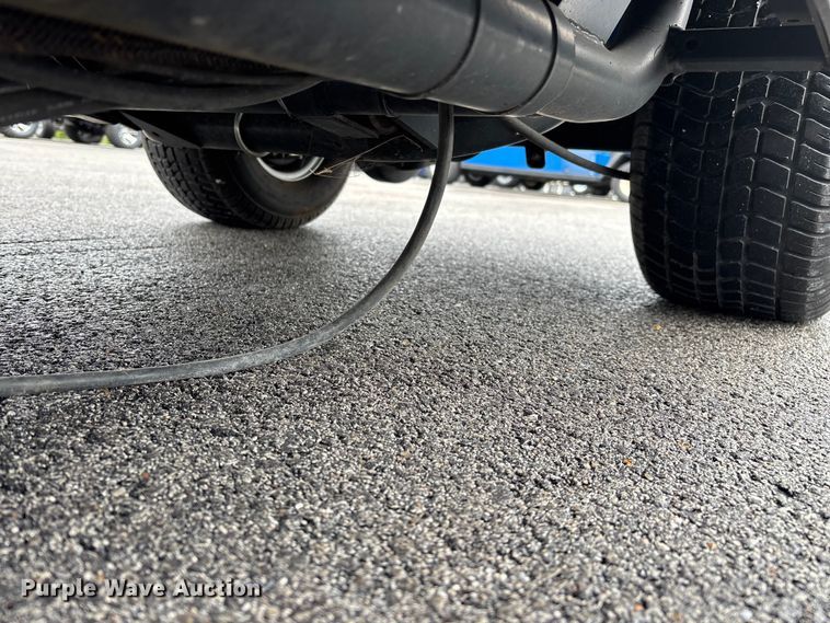 image for item EN5732 Columbia golf cart