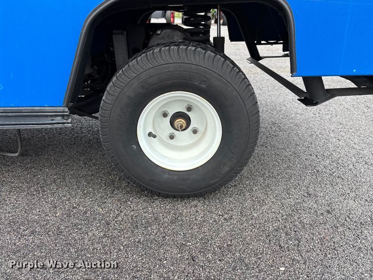 image for item EN5732 Columbia golf cart